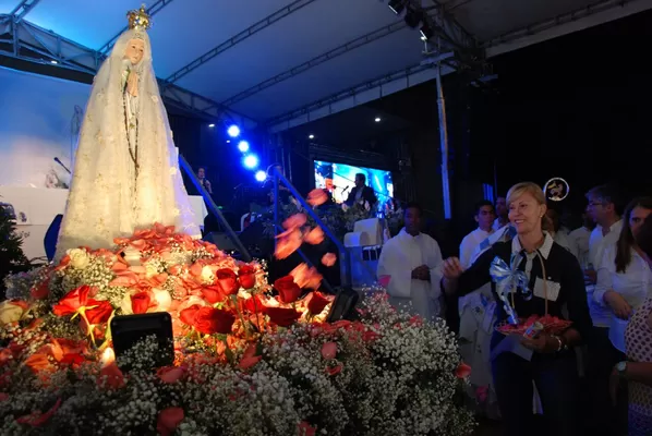 “En los 100 años de la Virgen de Fátima debemos ponerle fin  a la guerra y más atención a la familia”: Arzobispo de Cali