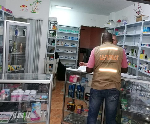 UES-Valle sanciona farmacias  que no cumplen con normas