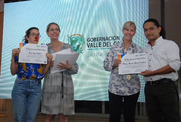 Gobernadora del Valle entregó estímulos a 85  proyectos ganadores de “La Cultura está en Vos”