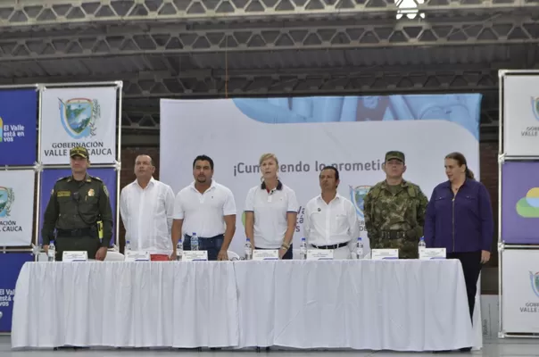 Javier Valencia un monitor de los Semilleros Deportivos  para la paz,  ejemplo de esfuerzo y superación en Riofrío