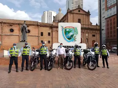 Gobierno del Valle entregó cuatro nuevas motocicletas que fortalecerán operativos viales en el departamento