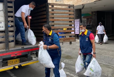 Más de 600 ayudas humanitarias se envían a esta hora a afectados por lluvias de Sevilla y Tuluá