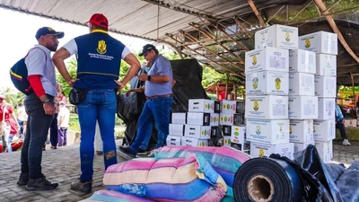 Gobernación del Valle hace entrega de kits humanitarios a afectados por las lluvias en Sevilla