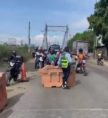 Se levanta restricción para el paso de vehículos en Juanchito tras superarse daño en tubería