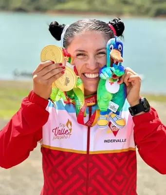 Histórica clasificación del canotaje colombiano a Olímpicos, la atleta Valle Oro Puro Manuela Gómez estará en París