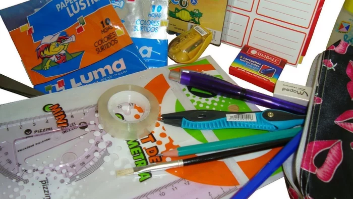 Comfenalco Valle entrega formularios para adquirir kits escolares
