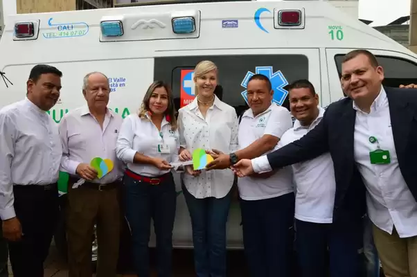 Gobernadora entregó ambulancias medicalizadas  al Isaías Duarte Cancino y San Juan de Dios de Cartago