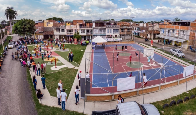 Cancha múltiple y gimnasio biosaludable para el barrio Las Nieves, en Tuluá