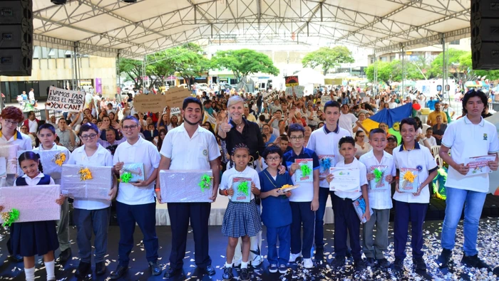 Unos dos mil estudiantes participaron de la competencia  final en Pruebas Saber, en la Gobernación del Valle.