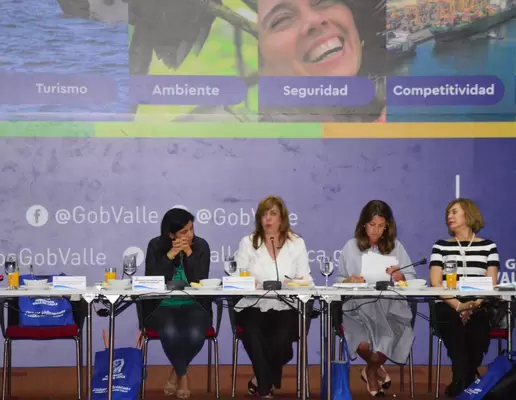 'Diálogos Vallecaucanos' iniciaron con respaldo  del Gobierno Nacional, alcaldes y sector privado
