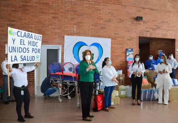 Gobernadora Clara Luz Roldán Lideró una nueva entrega de  insumos de bioseguridad a hospitales del Valle del Cauca