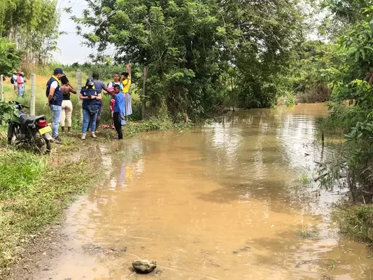 Gobierno del Valle evalúa soluciones para comunidad de Mandivá,  en Jamundí, tras emergencia por desbordamiento del río Cauca