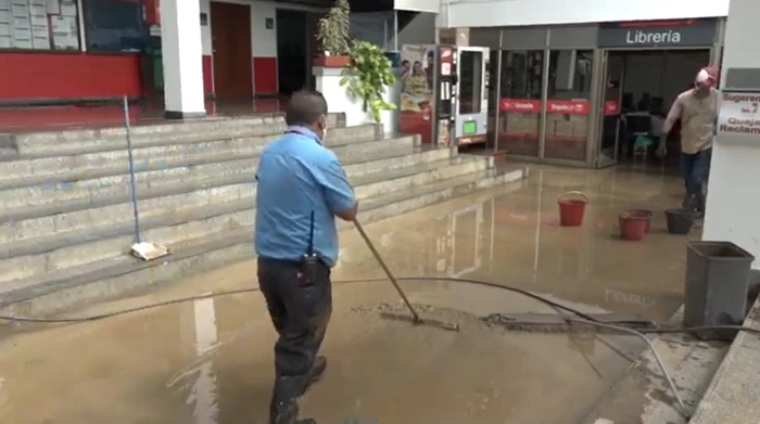Reparación de daños causados por las lluvias en la sede  de Univalle de San Fernando avanza a toda marcha