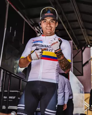 Con pedalazos de oro, Esteban Guerrero avanza hacia el sueño Panamericano