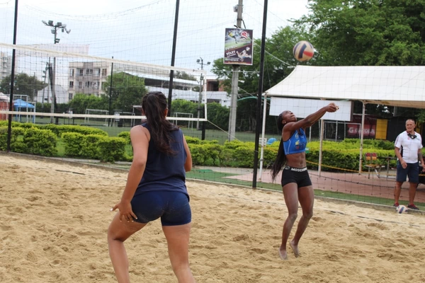 El voleibol playa del Valle estará a prueba en los Nacionales de Mar y Playa 2021