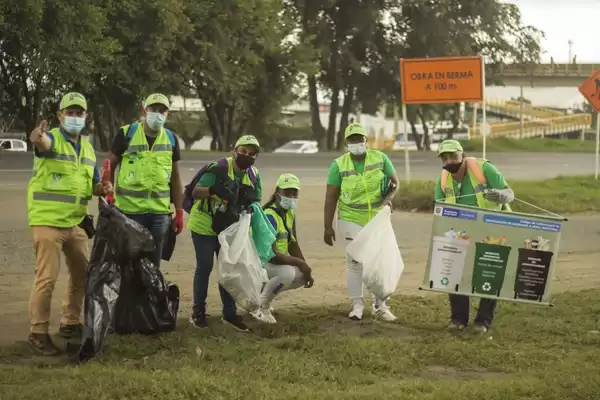Con la recolección de residuos sólidos la estrategia ‘Ecobarrios Invencibles’ llega a Palmira