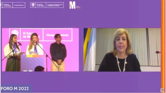 La gobernadora Clara Luz Roldán recibe por segundo año consecutivo el Premio ‘Colombia sin Techo de Cristal’