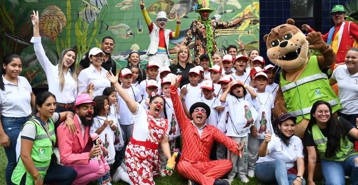 Niños de siete municipios vivieron una divertida jornada en el Zoológico de Cali con la Gobernación