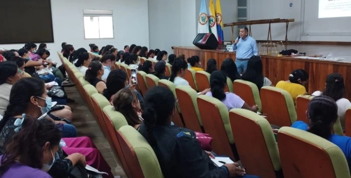 1.595 vallecaucanos se han formado en la Escuela de Liderazgo de la Gobernación
