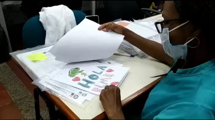 En cartas escritas por estudiantes, ‘Elme’ detecta situaciones de riesgo para niños en 40 municipios