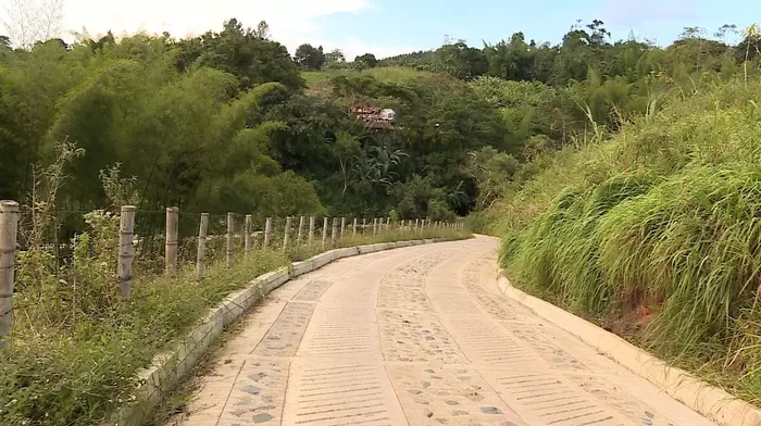 Comunidad Niasa en Restrepo mejorará sus condiciones  de movilidad con la construcción de una nueva placa huella