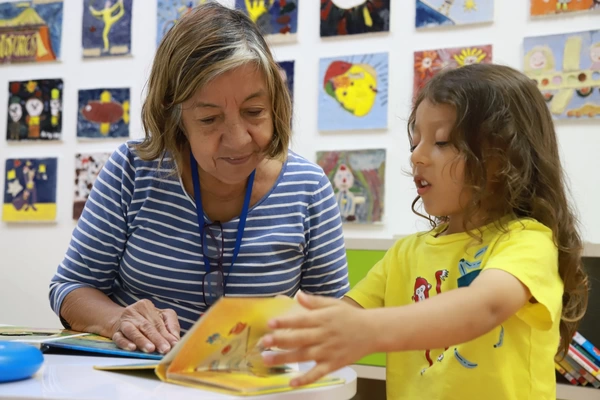 A través de juegos, creatividad y lectura, la Biblioteca Departamental celebra el Día de la Niñez