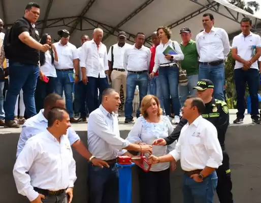 Con nuevo tanque de almacenamiento entregado por la Gobernación, guacariceños contarán con agua potable en invierno o verano