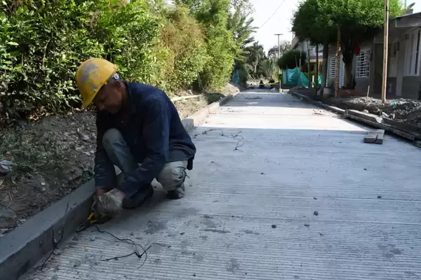 Para impulsar el turismo en el Valle, Gobernación avanza con mejoramiento y pavimentación de vías urbanas en Guacarí