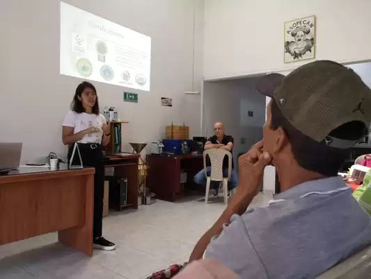 Asociaciones cafeteras compartieron su trabajo en la Gira de Intercambio de Experiencias Exitosas de la Secretaría de Agricultura